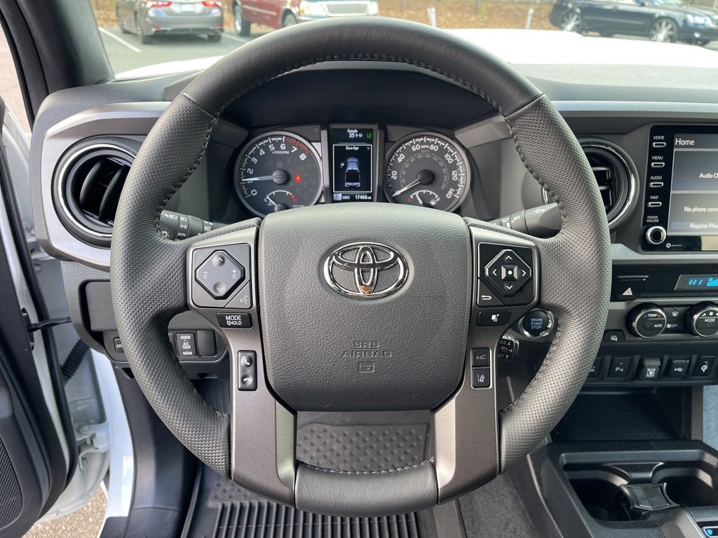 Used 2023 Toyota Tacoma TRD Sport w/ Technology Package image 19