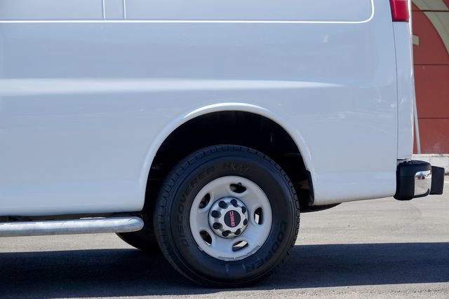 Used 2017 GMC Savana 2500 2500 image 12