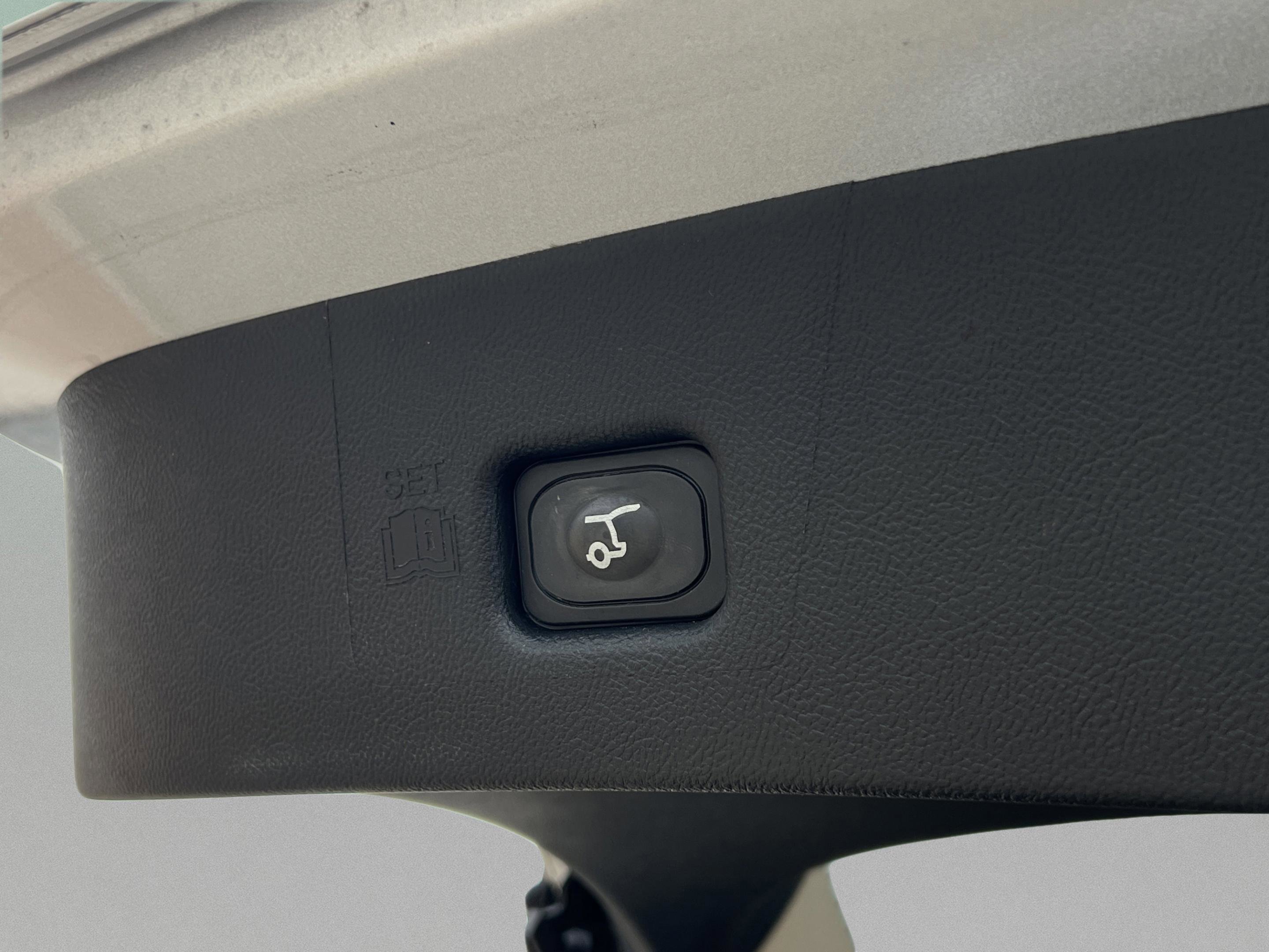 Used 2022 Lincoln Nautilus AWD image 28