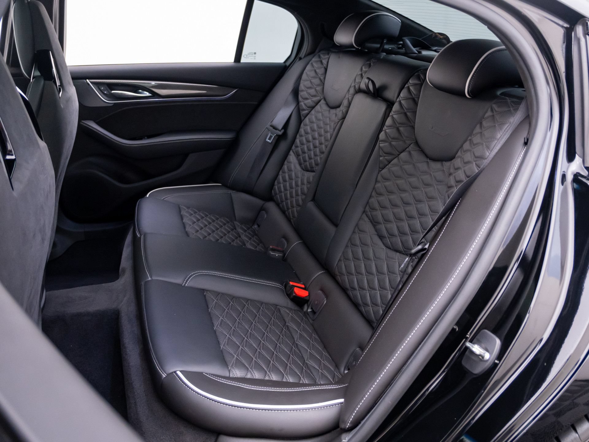 Used 2022 Cadillac CT5 V Blackwing RWD image 18