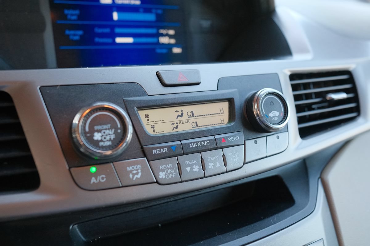 Used 2016 Honda Odyssey LX image 22