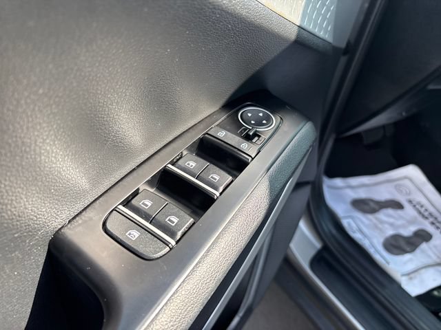Used 2024 Kia Soul LX w/ Option Group 015 FWD image 14