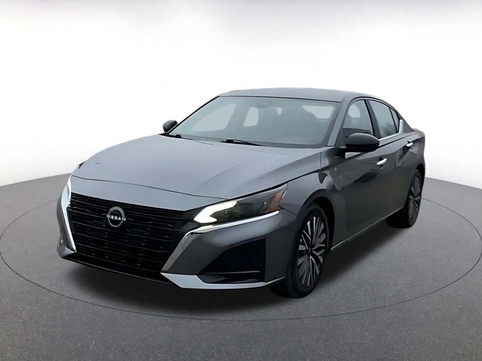 Used 2025 Nissan Altima 2.5 SV image 7