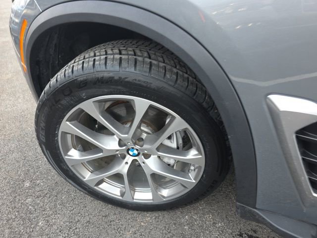 Used 2024 BMW X5 xDrive40i image 39