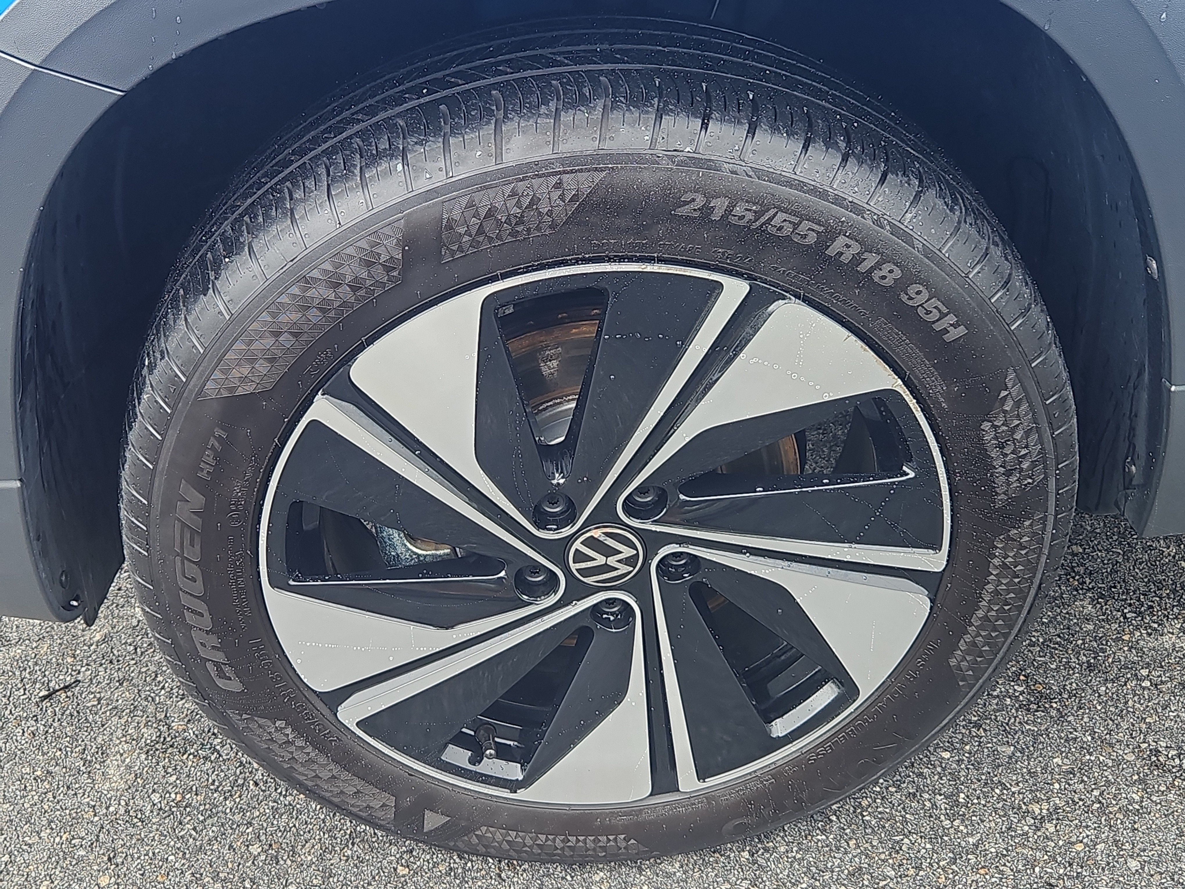 Certified 2024 Volkswagen Taos SE AWD/4WD image 5