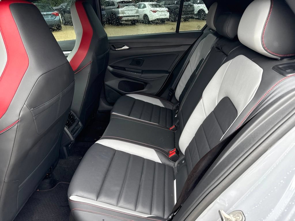 Used 2025 Volkswagen GTI SE FWD image 11