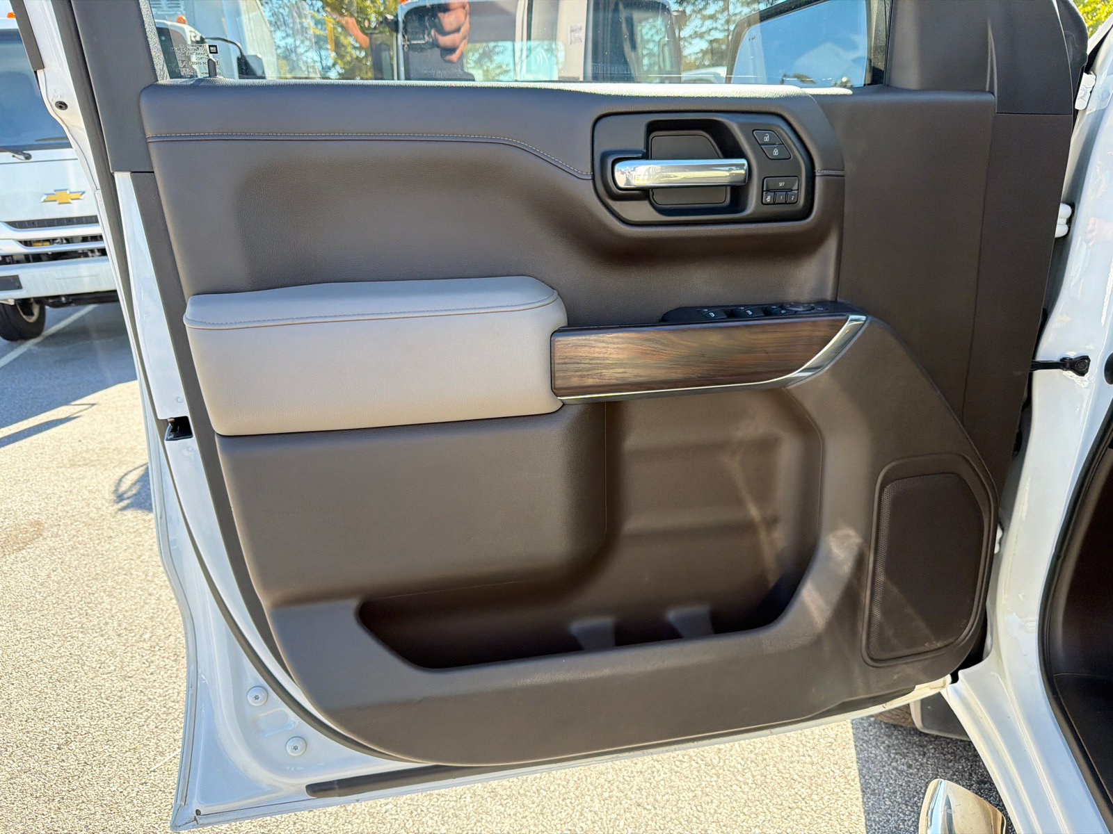 Used 2019 GMC Sierra 1500 SLT w/ SLT Premium Package RWD image 10
