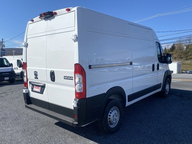 New 2026 RAM ProMaster 2500 w/ Convenience Group image 8