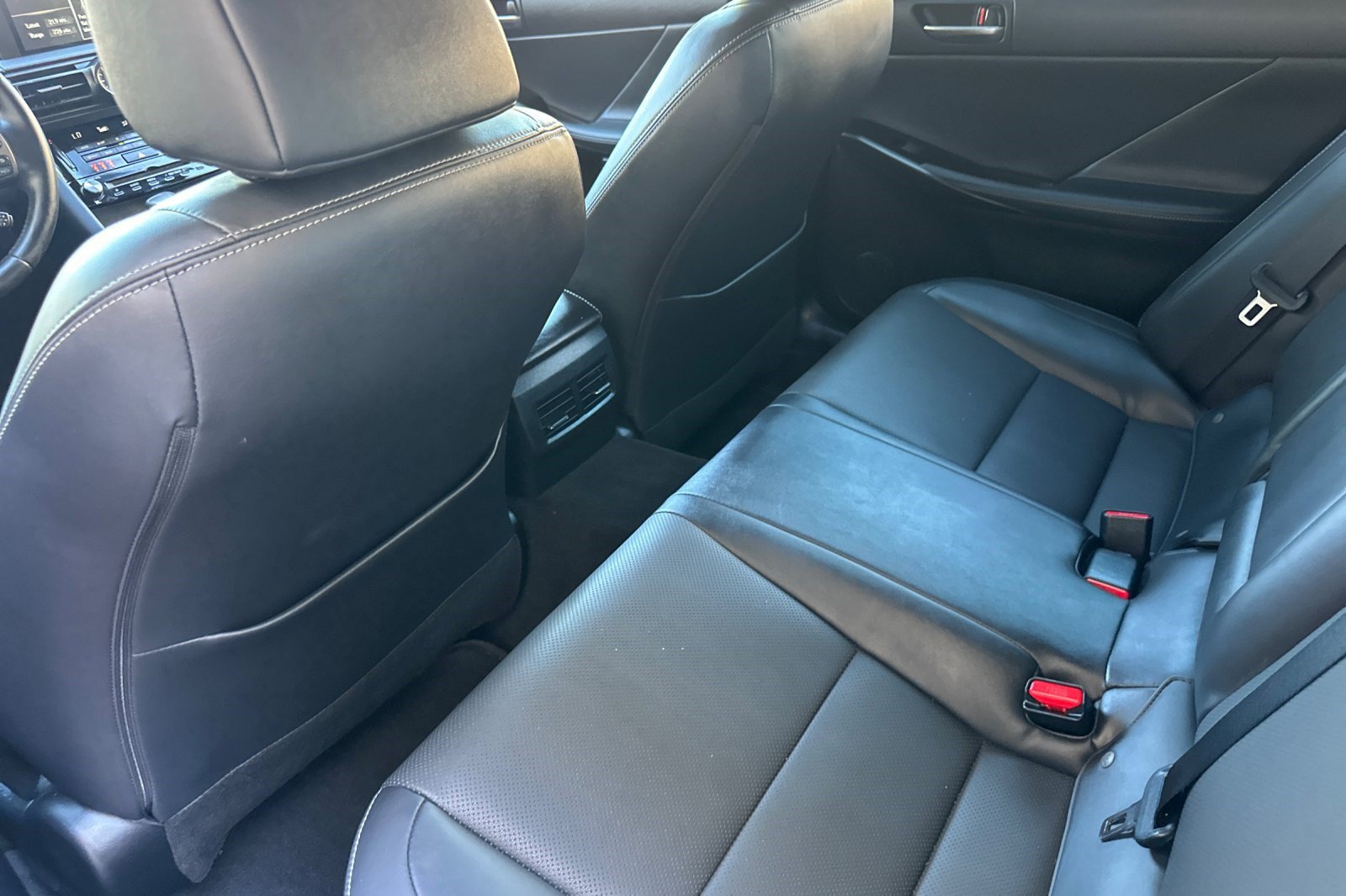Certified 2024 Lexus IS 300 F Sport RWD image 26
