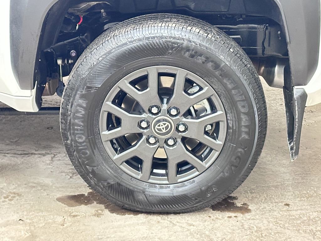 Used 2025 Toyota 4Runner SR5 image 50