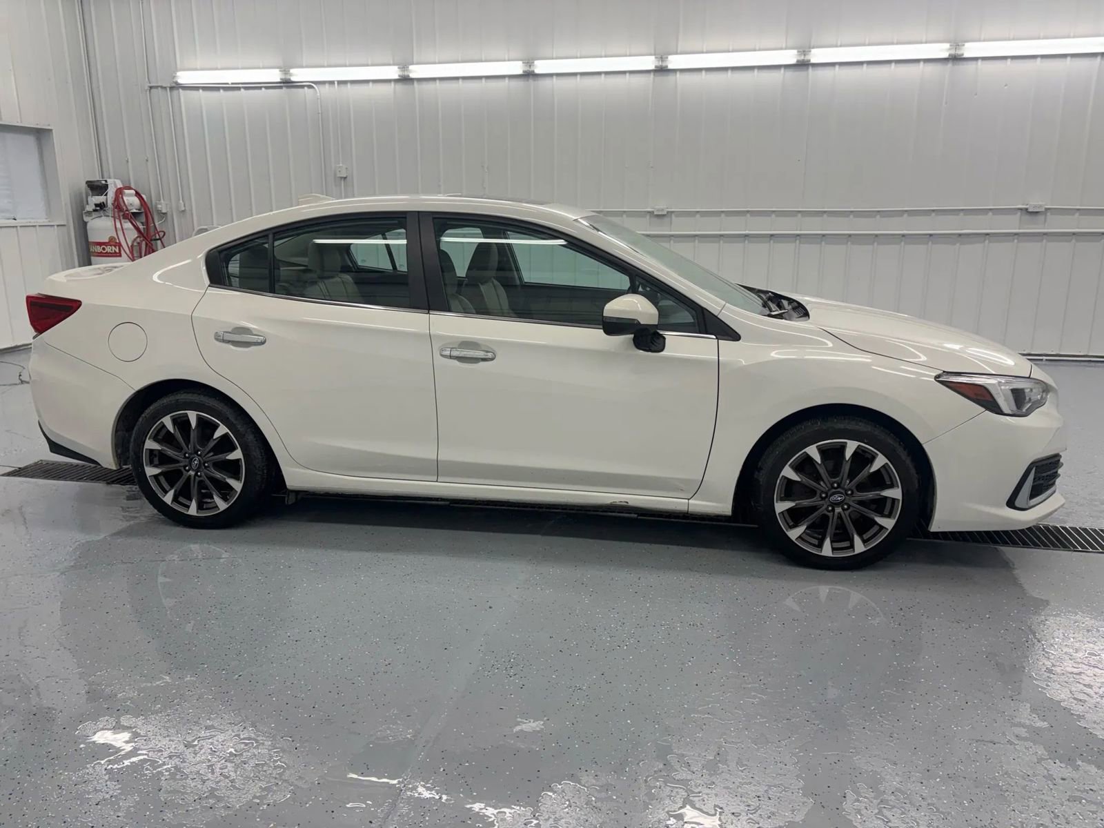 Used 2021 Subaru Impreza 2.0i Limited image 8