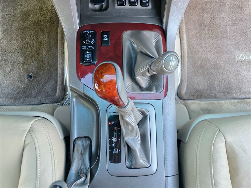 Used 2009 Lexus GX 470 AWD/4WD image 39