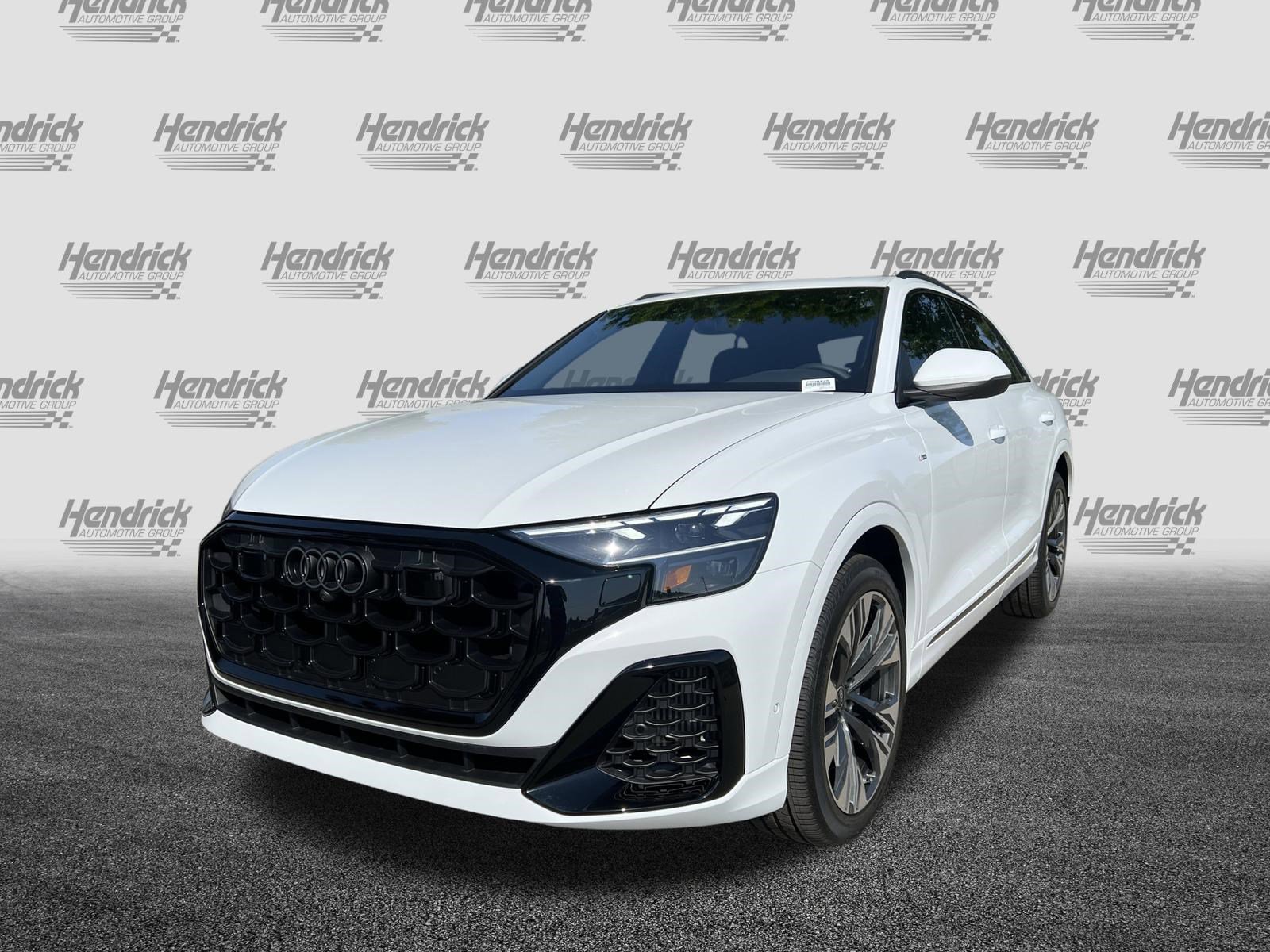 Certified 2026 Audi Q8 Premium Plus AWD/4WD image 5