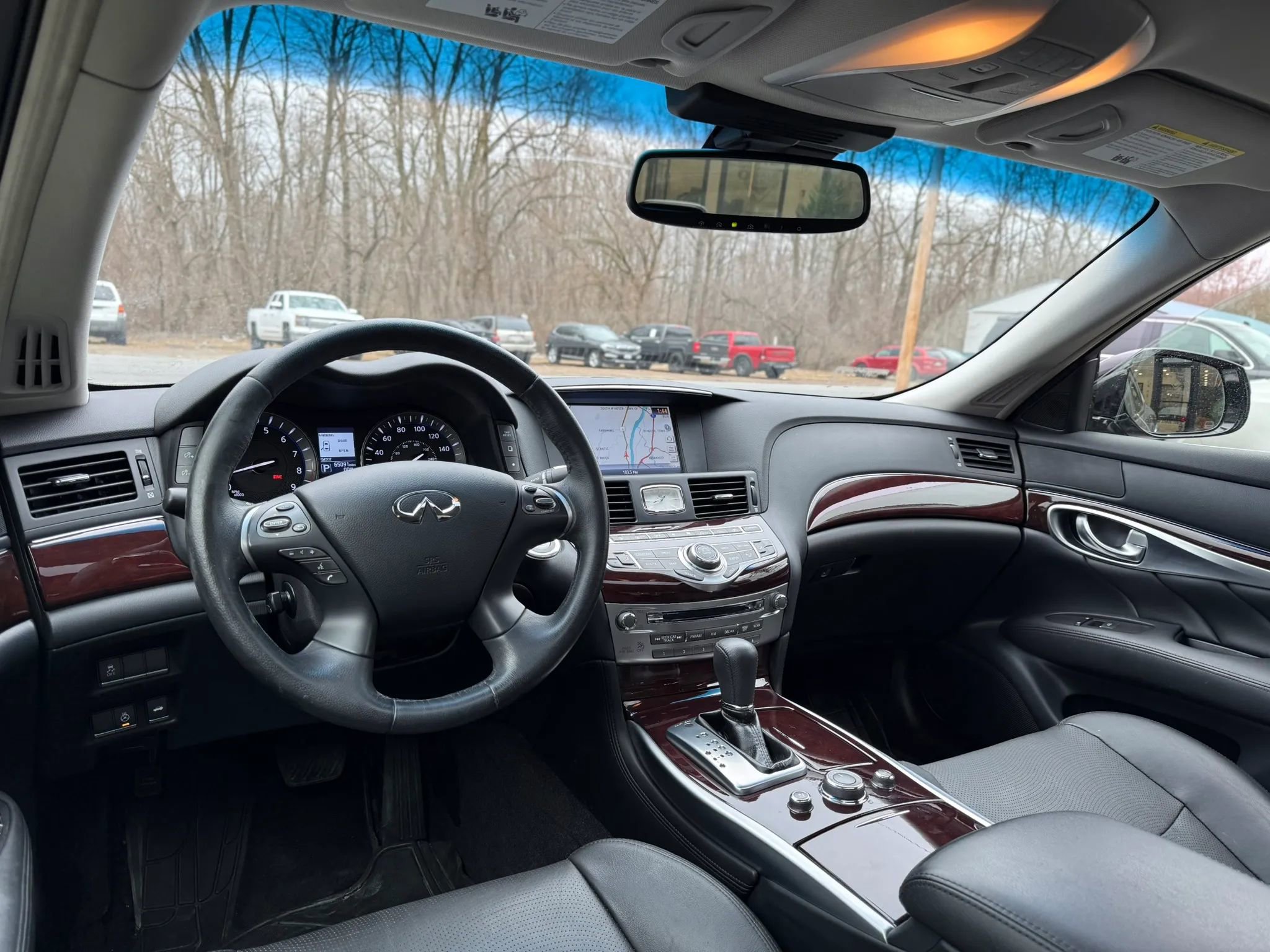 Used 2015 INFINITI Q70 3.7 image 49