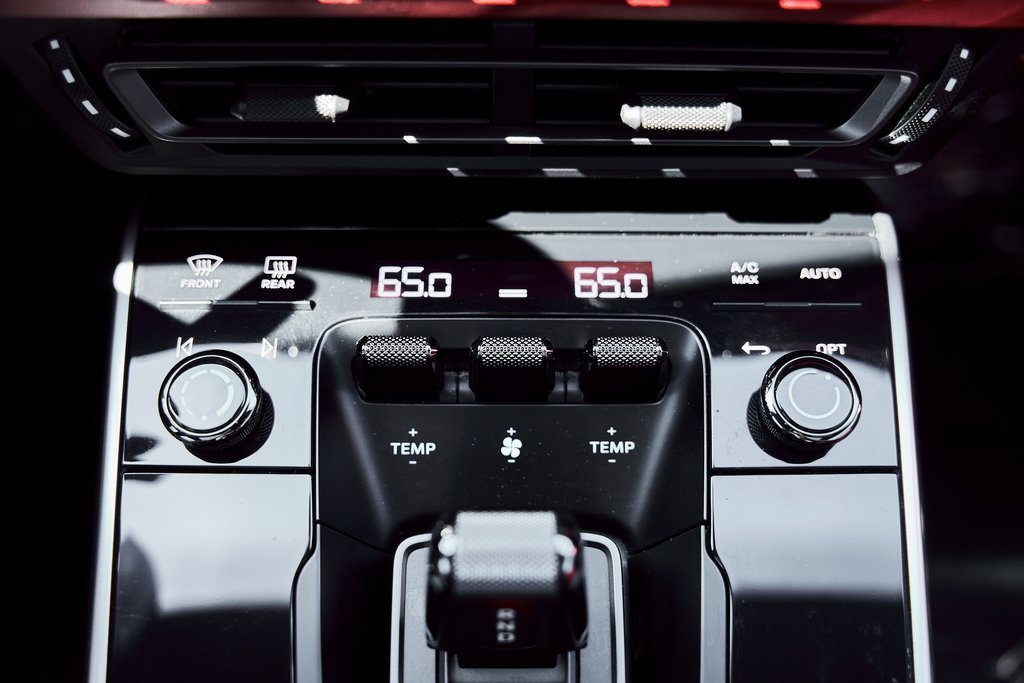 Used 2021 Porsche 911 Turbo S image 64