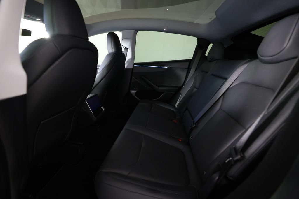 Used 2026 Tesla Model Y Long Range AWD/4WD image 13