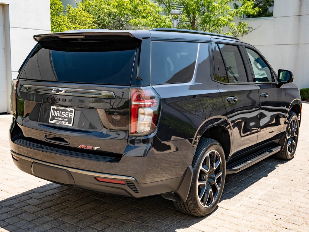 Used 2022 Chevrolet Tahoe RST w/ Luxury Package AWD/4WD image 10