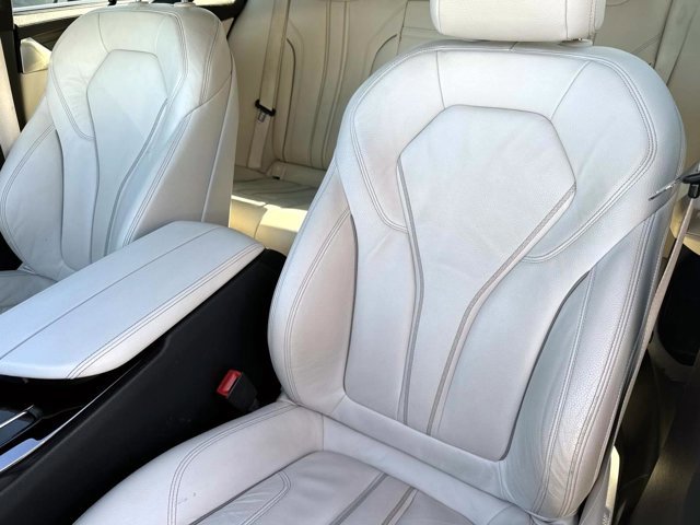 Certified 2022 BMW 530i 530i w/ Executive Package image 17