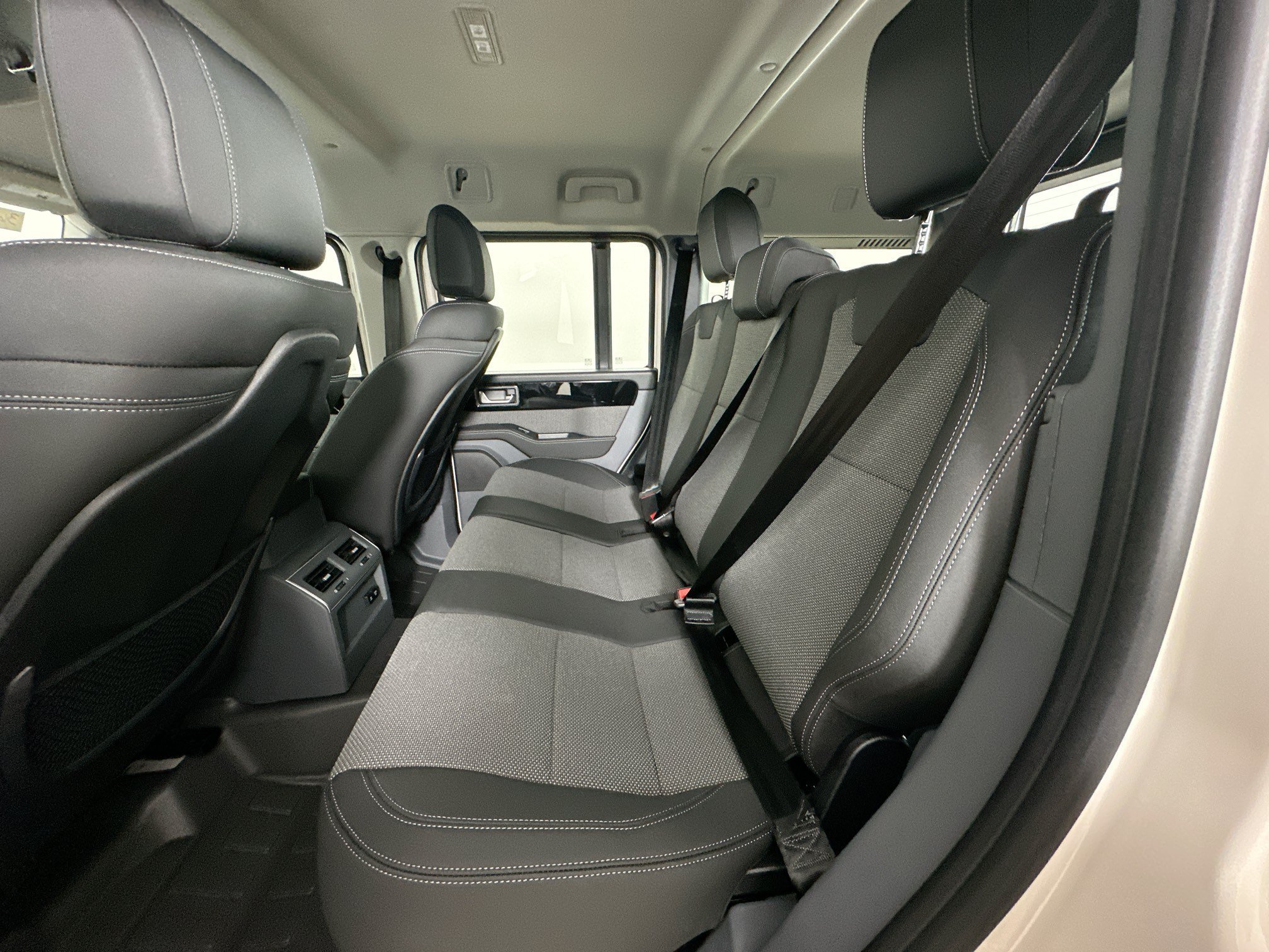 New 2026 INEOS Grenadier Station Wagon AWD/4WD image 39