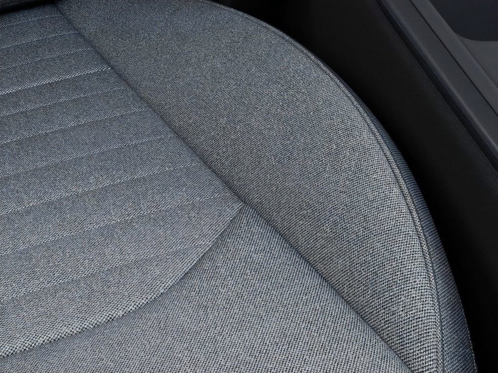 New 2025 Kia K4 EX image 24