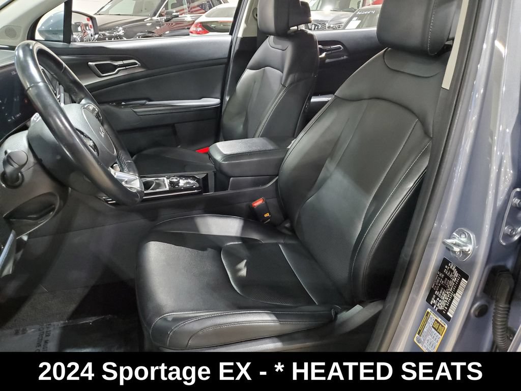 Used 2024 Kia Sportage EX FWD image 6