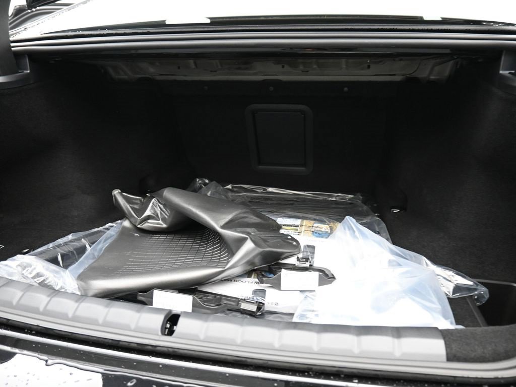 New 2026 BMW 740i xDrive image 24