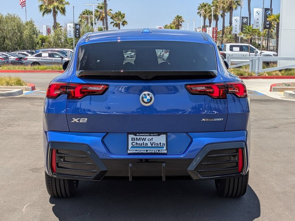 New 2026 BMW X2 xDrive28i w/ Technology Package AWD/4WD image 7