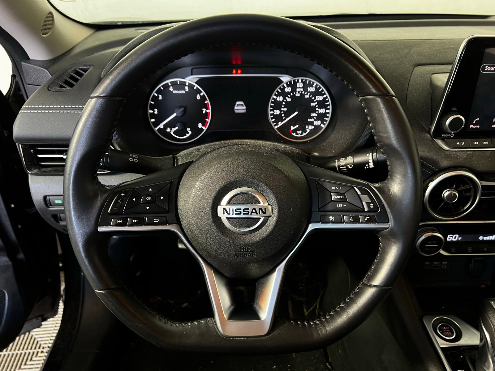 Used 2020 Nissan Sentra SV image 9