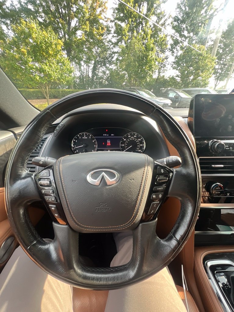 Used 2023 INFINITI QX80 Sensory w/ Cargo Package AWD/4WD image 16