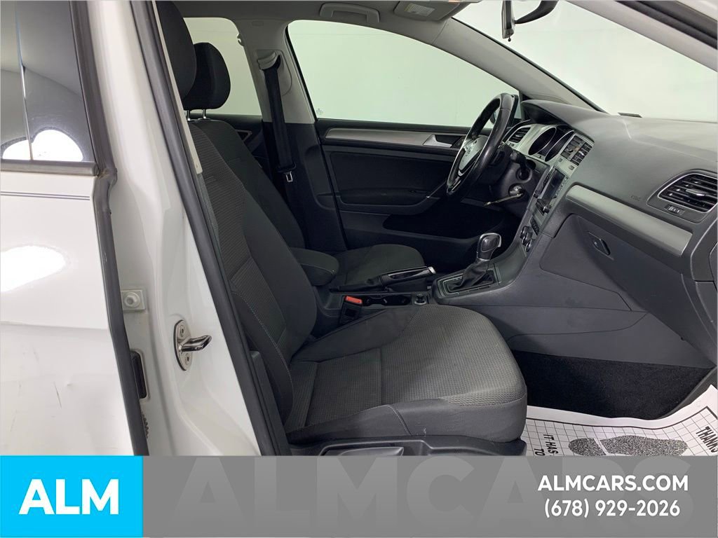 Used 2016 Volkswagen Golf S image 31