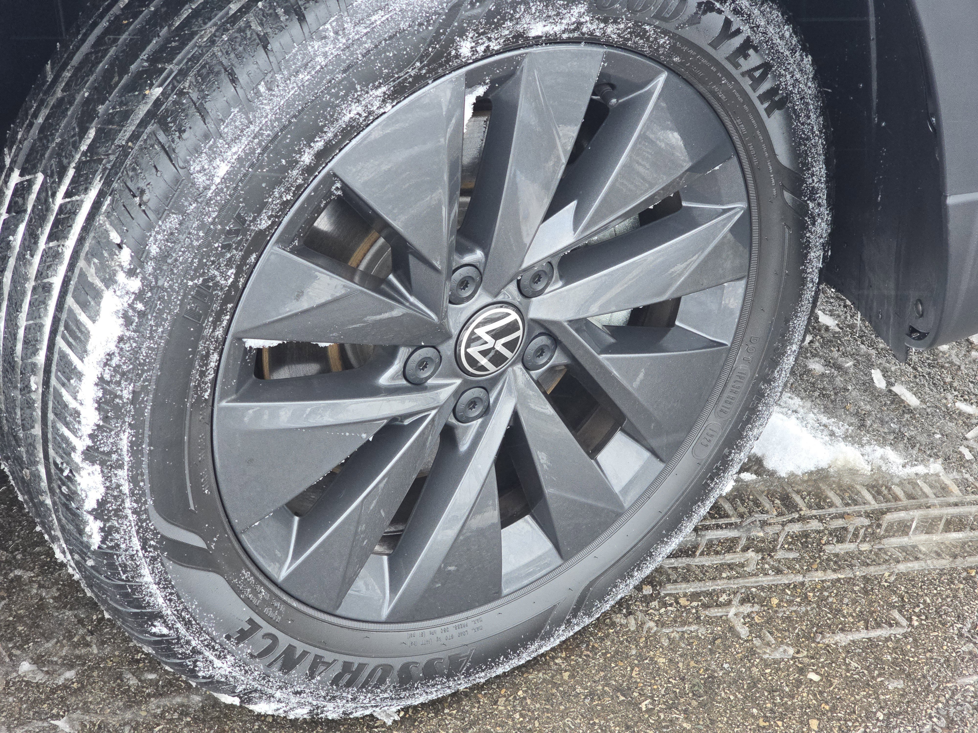 Certified 2023 Volkswagen Taos S image 12