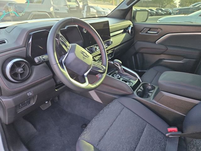 Used 2025 Chevrolet Colorado Z71 AWD/4WD image 4