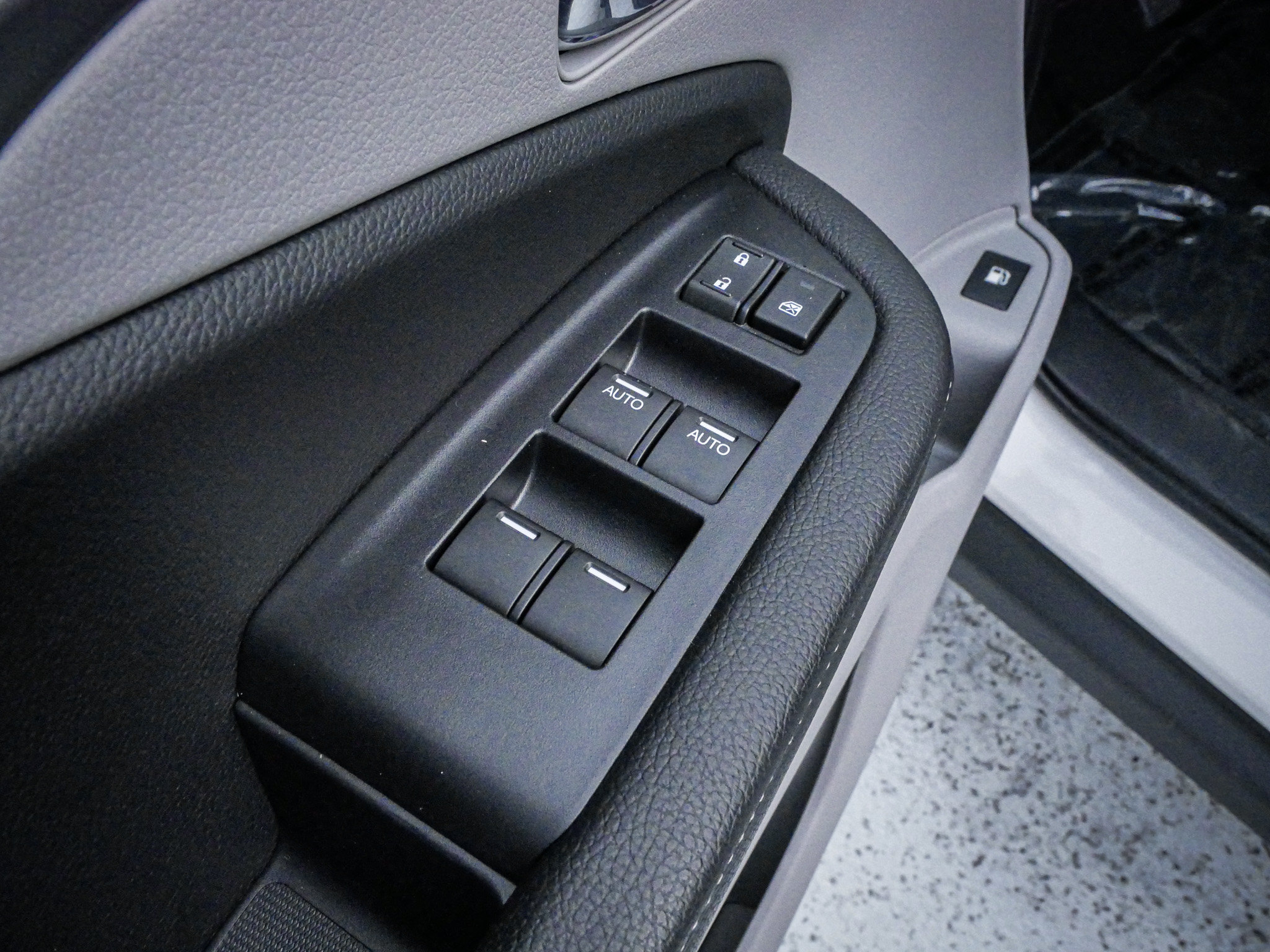 Used 2025 Honda Ridgeline RTL image 15