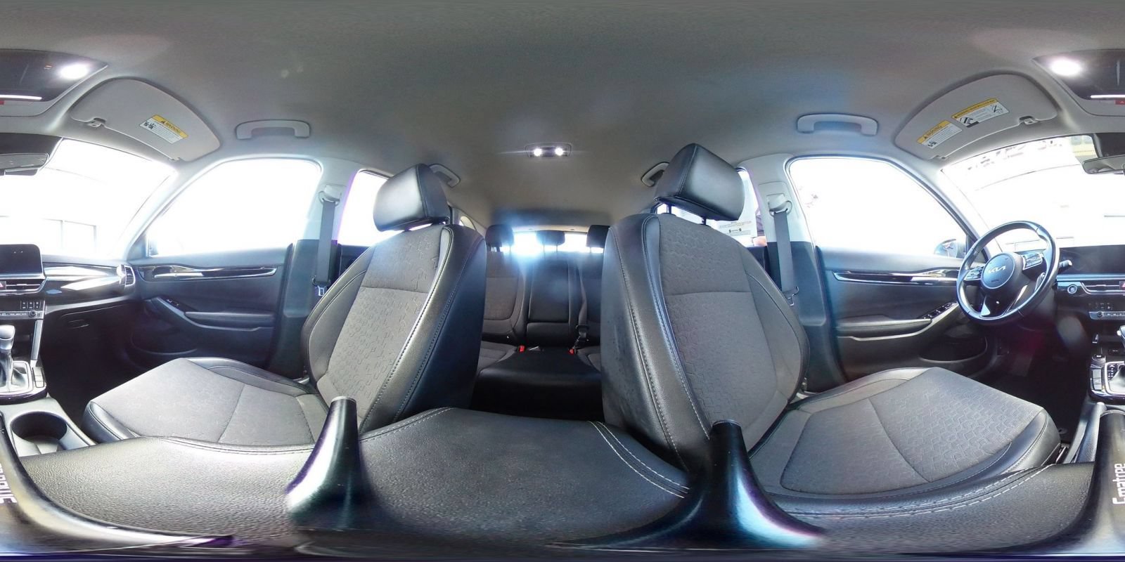 Used 2025 Kia Seltos S FWD image 41