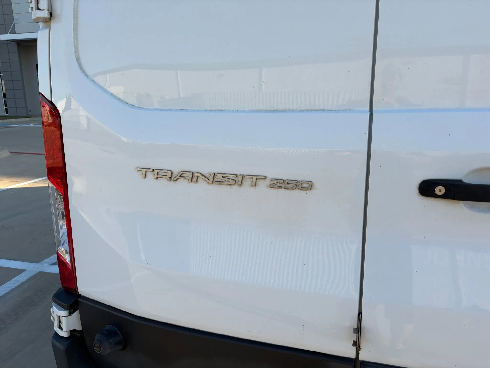 Used 2018 Ford Transit 250 148 Low Roof image 9