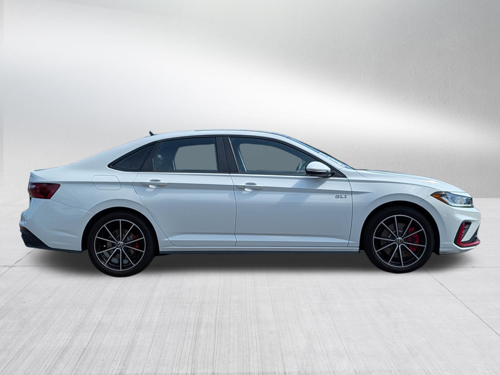 Certified 2025 Volkswagen Jetta GLI Autobahn FWD image 8