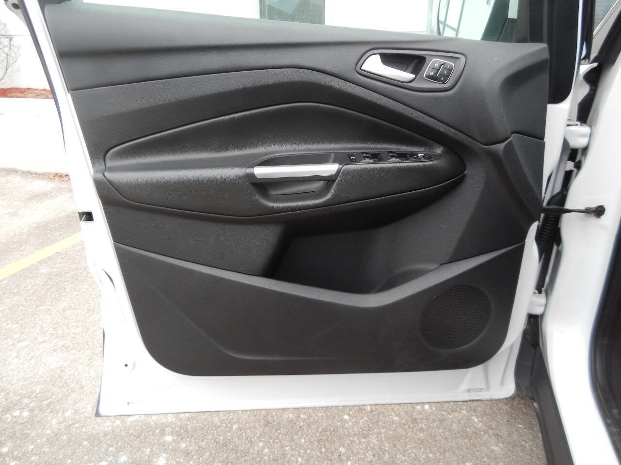 Used 2013 Ford Escape Titanium w/ Parking Technology Pkg image 25