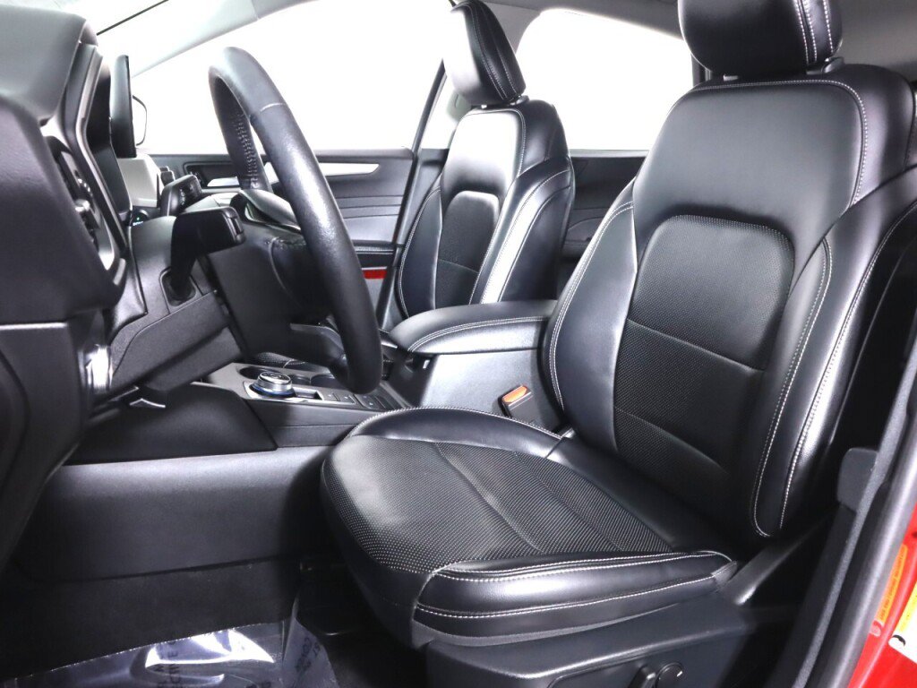 Used 2021 Ford Escape SEL w/ Technology Package AWD/4WD image 35