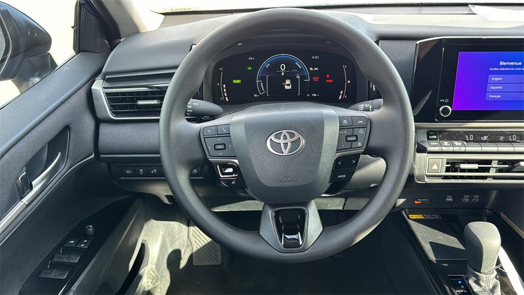 New 2025 Toyota Camry Hybrid image 24