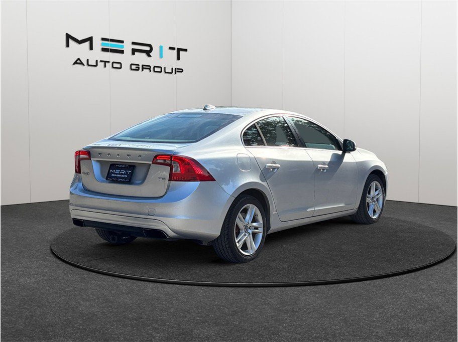 Used 2014 Volvo S60 T5 image 9