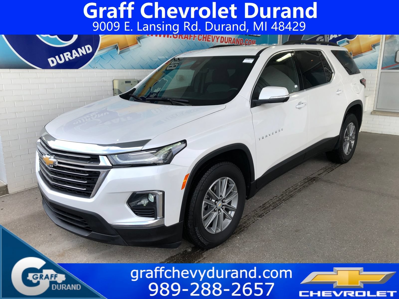 Used 2023 Chevrolet Traverse LT w/ Rear Camera Mirror Package