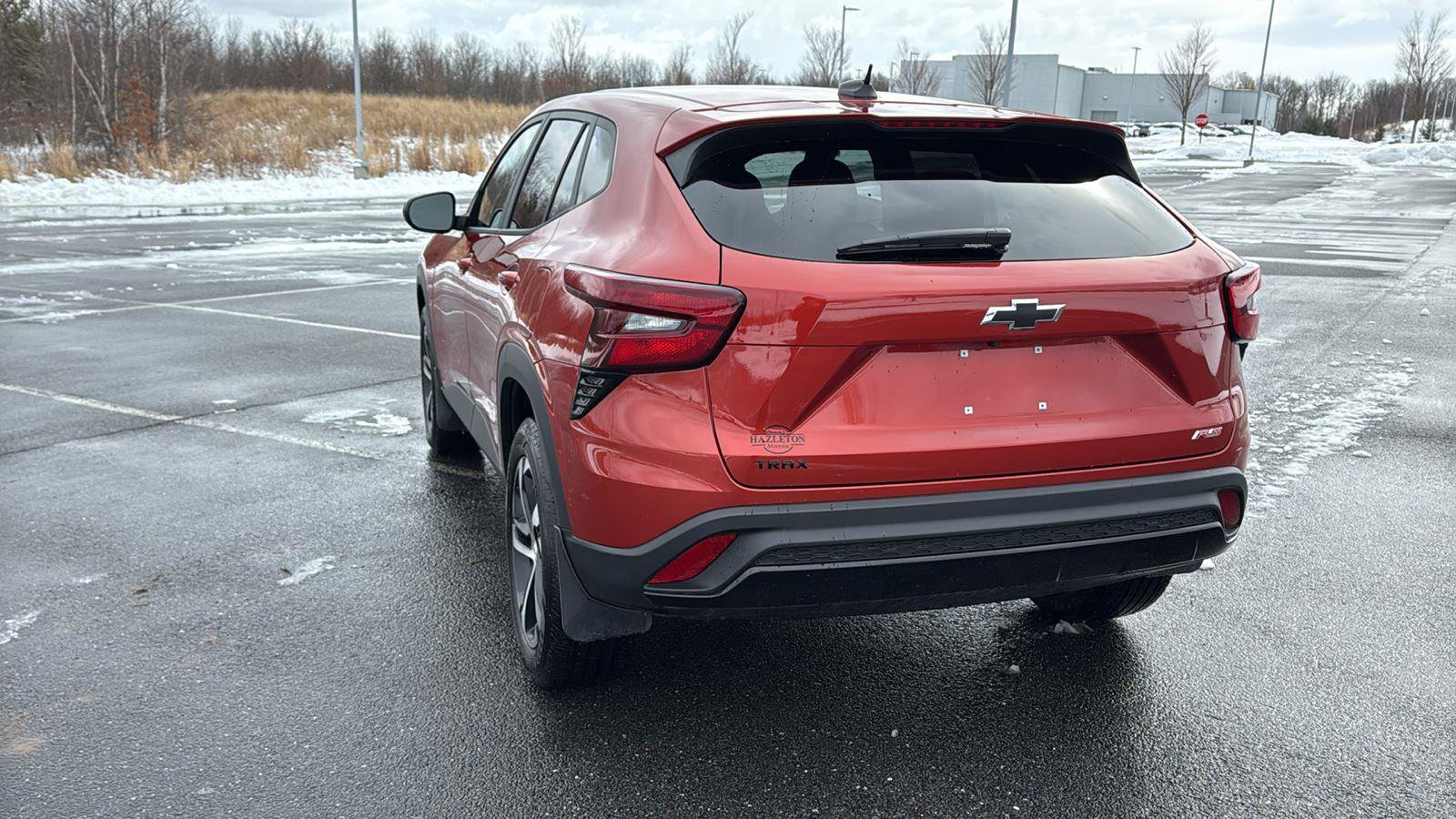 Used 2024 Chevrolet Trax RS w/ Driver Confidence Package image 9