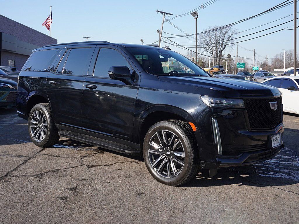 Used 2023 Cadillac Escalade Sport image 2