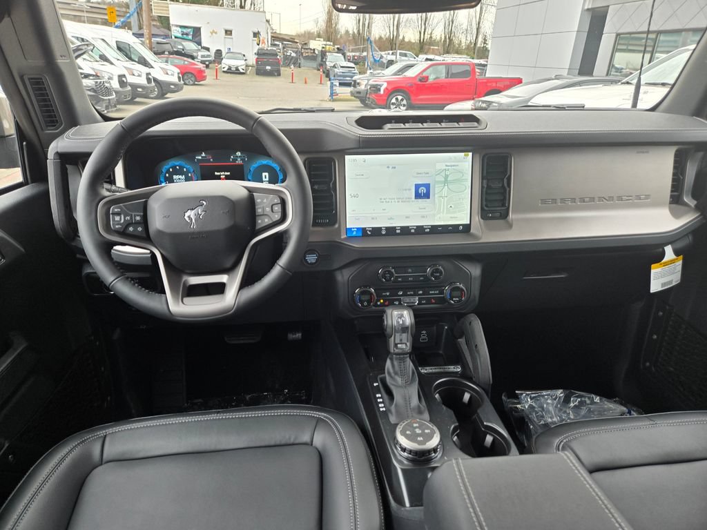 New 2026 Ford Bronco Outer Banks w/ Sasquatch Package AWD/4WD image 11