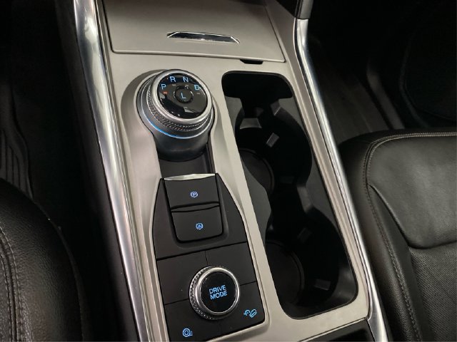 Used 2022 Ford Explorer Limited w/ Equipment Group 301A AWD/4WD image 33