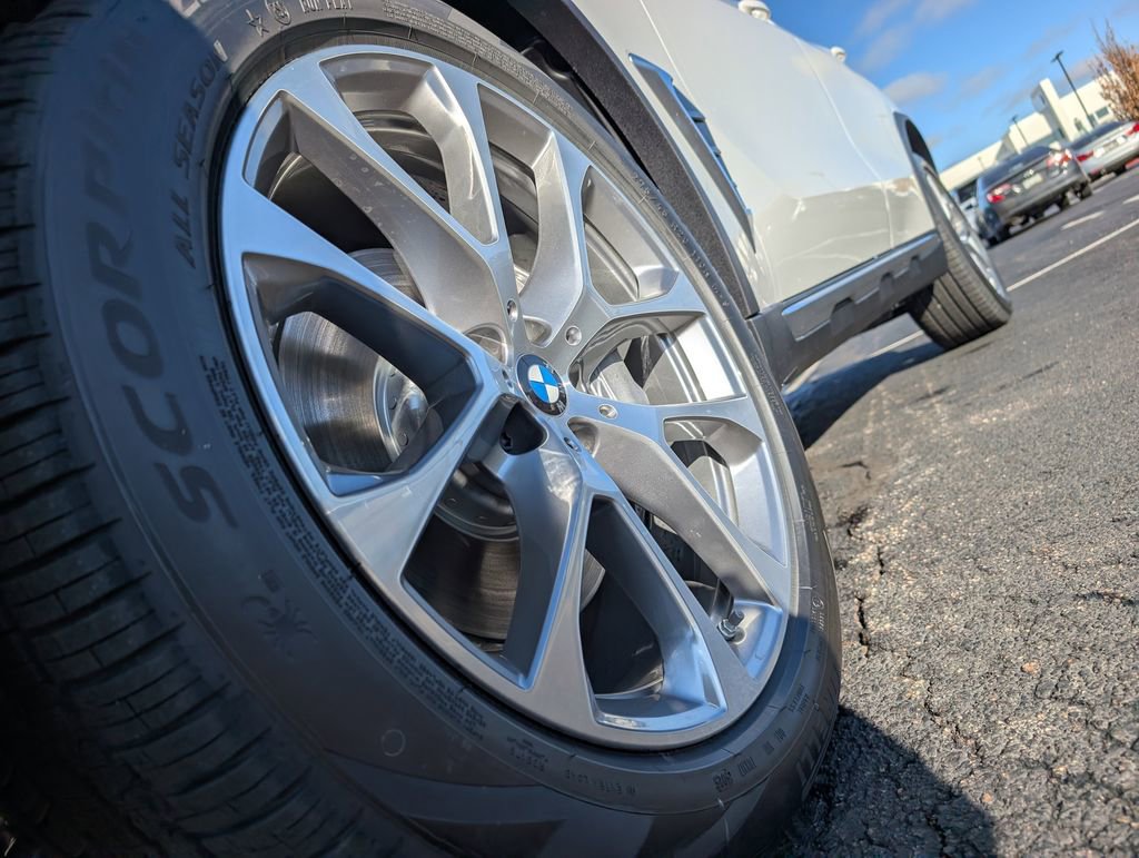 New 2026 BMW X5 xDrive40i image 9