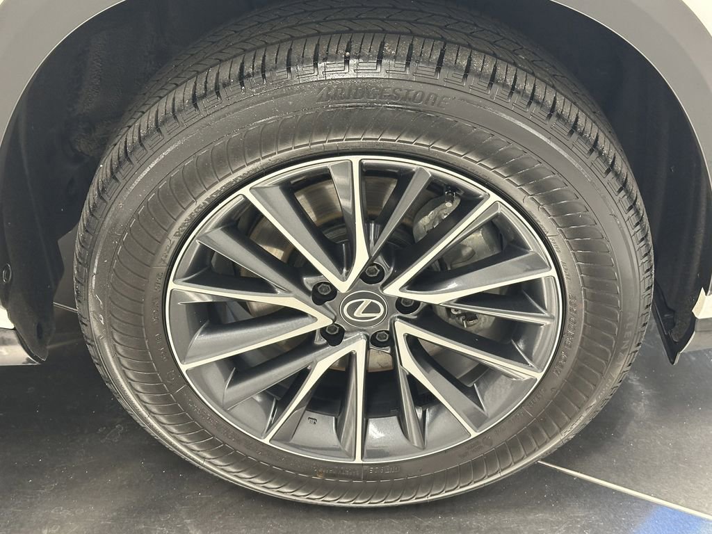 Used 2025 Lexus NX 250 FWD w/ Premium Package image 13