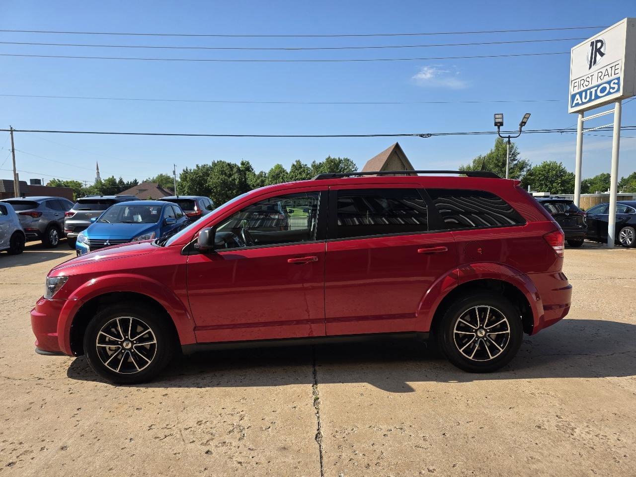 Used 2018 Dodge Journey SE w/ Connectivity Group FWD image 4
