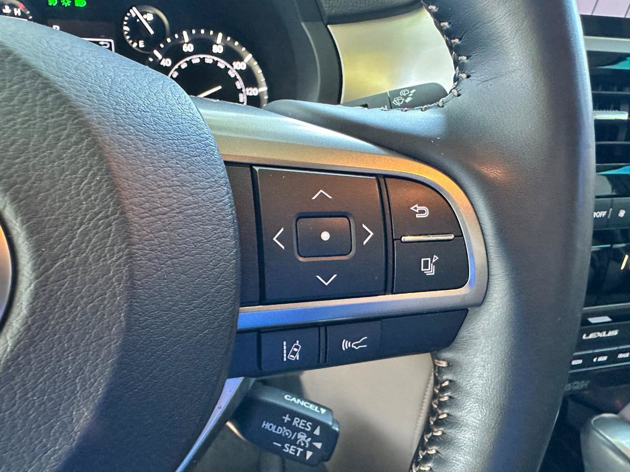 Used 2023 Lexus GX 460 Premium AWD/4WD image 45