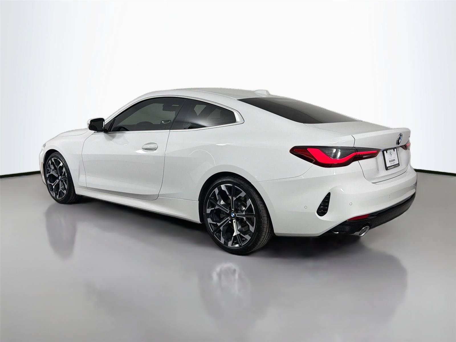 New 2026 BMW 430i Coupe w/ Parking Assistance Package RWD image 8